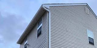 Best Residential Vinyl Siding Installation  in Moorhead, MN